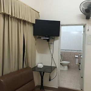 Twin Room Private Bathroom